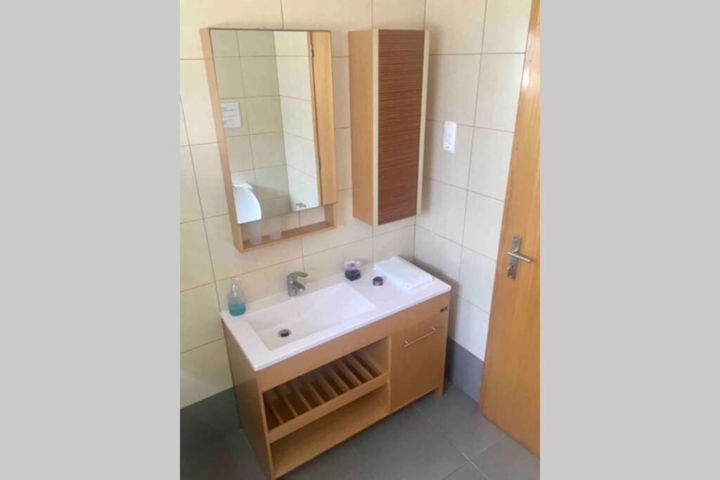 Apartamento Vista Do Mar B Ribeira Quente 外观 照片